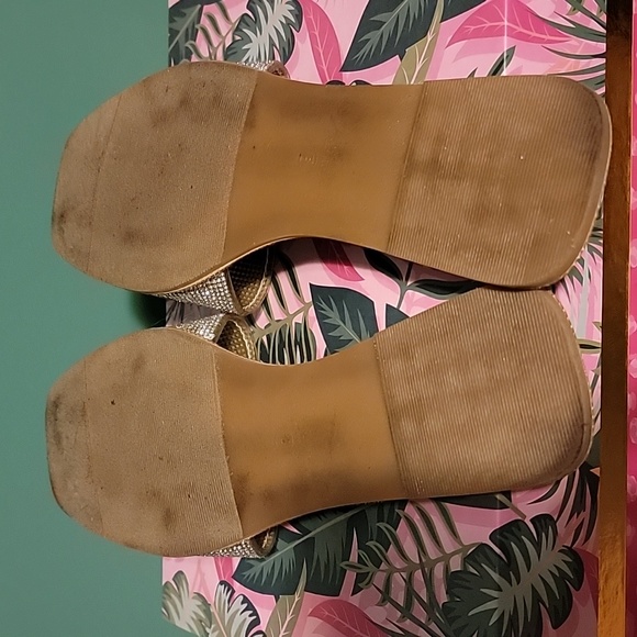 💖 Akira Crystal Slides 💎 - Picture 5 of 8